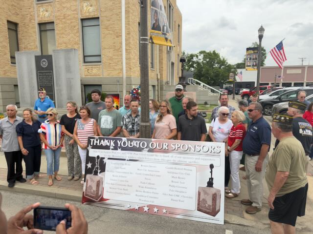 Photo for Ribbon Cutting Held for New Kennett KIA Monument at Courthouse Square